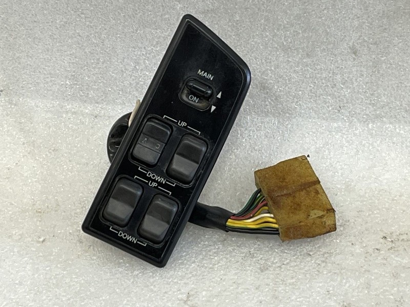 1984 1985 HONDA ACCORD SEDAN LEFT DRIVER FRONT DOOR MASTER WINDOW SWITCH BLACK