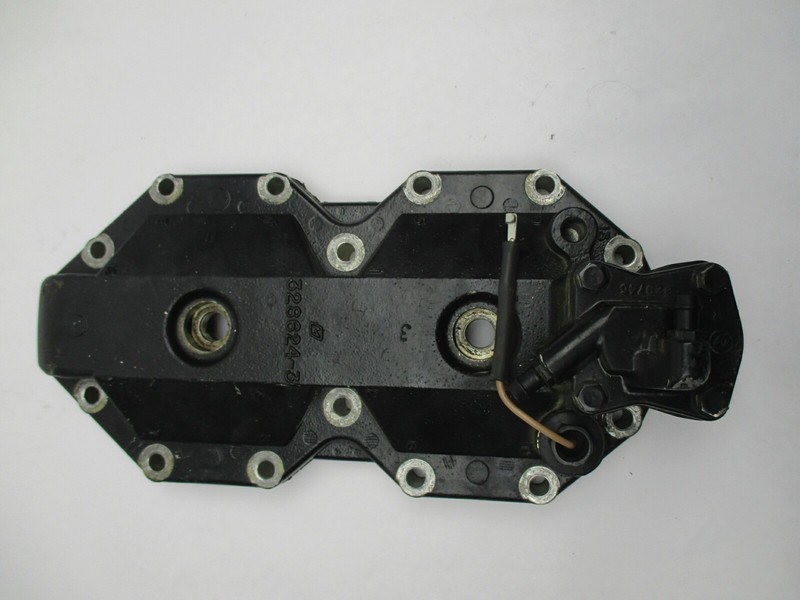 395043 0395043 436005 OMC Evinrude Johnson Outboard 120 140 HP Cylinder Head