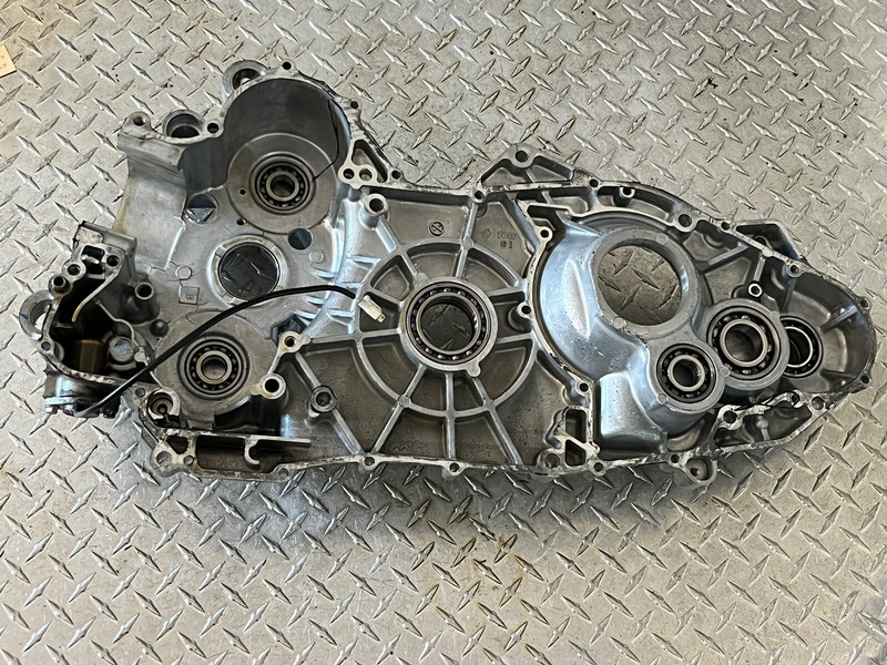 2013 Suzuki AN 650 Burgman Engine Motor Block Side Crankcase Crank Case AN650 13