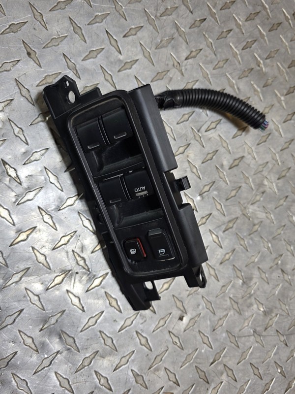 2007 - 2011 Honda CR-V Drivers Master Window Switch OEM