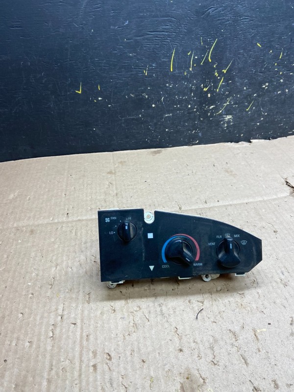 2009-2014 Ford Van Econoline E150 E250 A/C Heater Climate Control ab8963DG