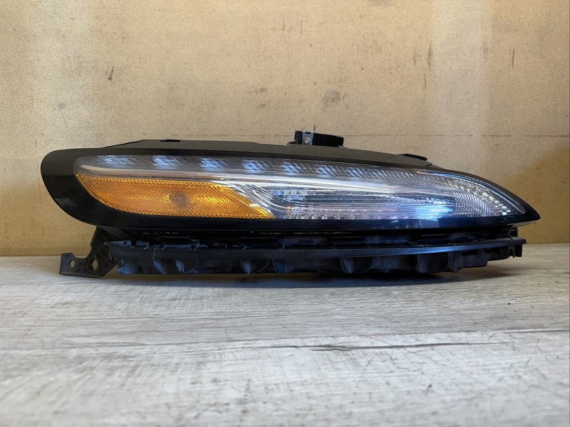 68157102AH I 2014-2018 Jeep Cherokee LED Right Daytime Running Light Parklamp OE