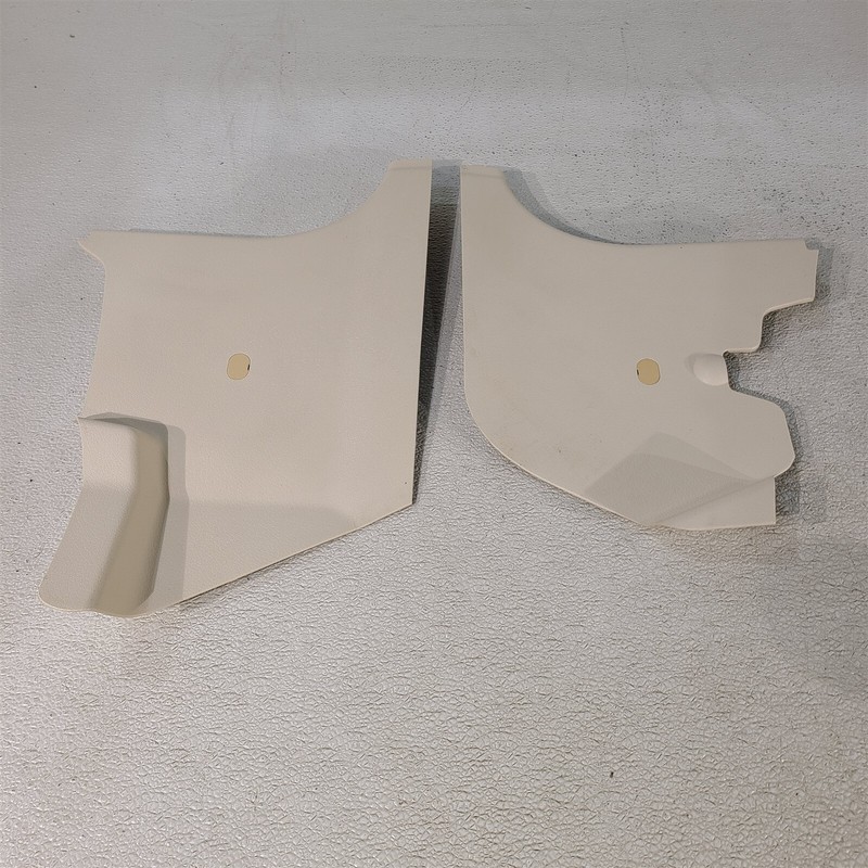01-09 Mercedes CLK 500 AMG Front Lower Kick Panel Set Lh Rh Aa7492