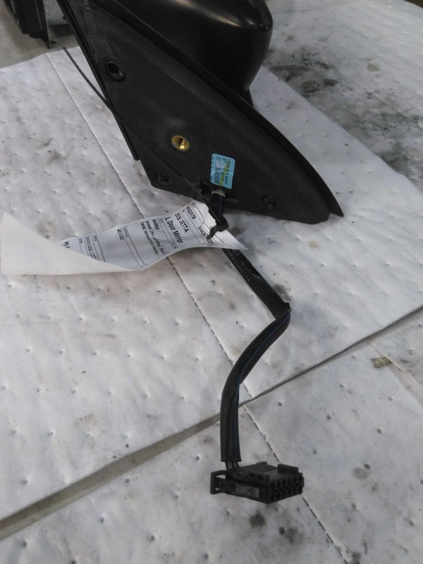 Used Left Door Mirror fits: 2016 Volkswagen Jetta power manual folding heated w/
