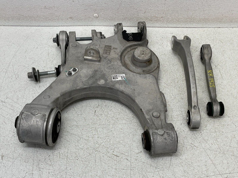2017-2022 Alfa Romeo Giulia Rear Right Pass Upper Lower Control Arm Set 1425 OEM