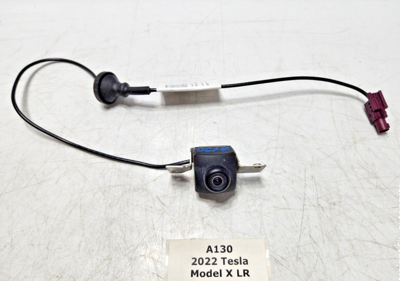 ✅ 21-23 OEM Tesla Model X S Rear View Trunk Lid Back Up Camera Release Button