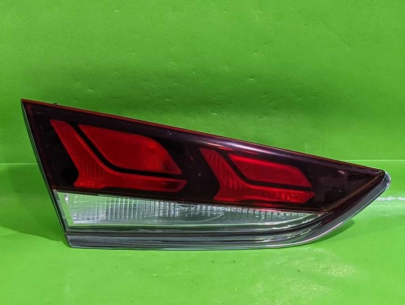 18 19 SONATA DRIVER LEFT LID TAILLIGHT LAMP OEM 4553-54