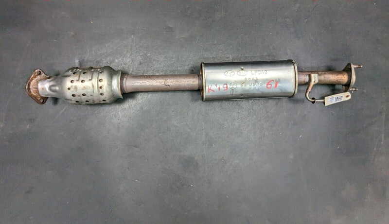 2017 2018 2019 2020 Kia Optima 2.4 SULEV Center Exhaust Pipe Muffler 28600-C2410
