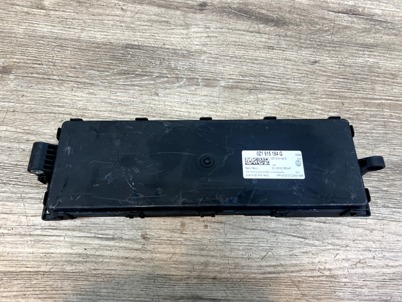 Audi Volkswagen Battery Control Module ASSY OEM Part#0Z1915184G