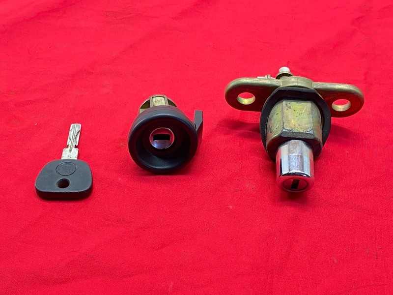 87-96 BMW E34 E36 3/5/7 Series M3 Ignition Trunk Lock Cylinder W/ Key Set OEM✅