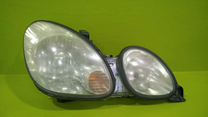 98 99 00 LEXUS GS400 PASSENGER RIGHT HEADLIGHT LAMP OEM 2885-55