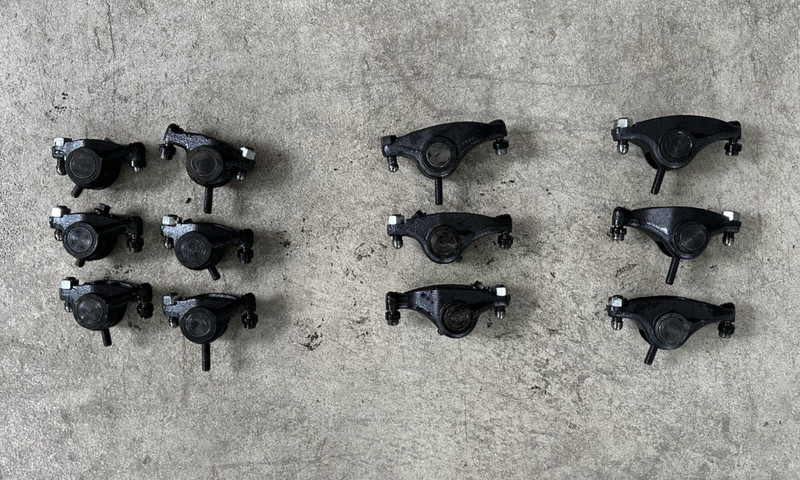 98.5-01 Dodge Ram 2500 3500 5.9 Cummins Diesel 24V Rocker Arm Set Pedestals OEM