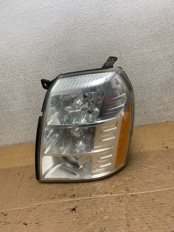 2007 - 2014 Cadillac Escalade Left Driver LH Side Xenon HID Headlight AB3326 DW