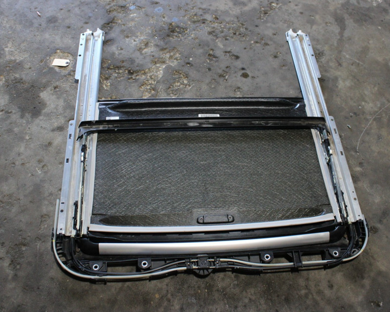 2020 - 2025 SUBARU LEGACY SUNROOF MOONROOF FRAME W/OUT GLASS OEM TRIMW/CABLES
