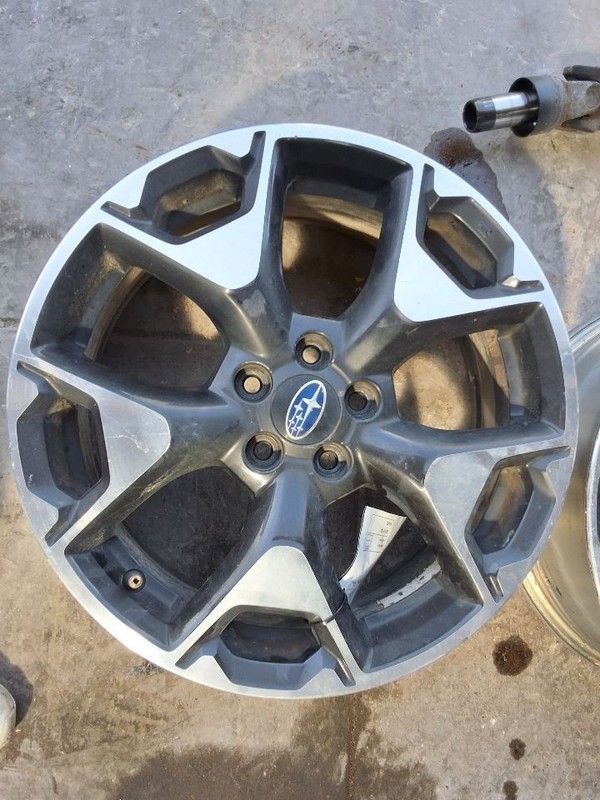 2018-2021 Subaru CROSSTREK Wheel Rim 17x7 Alloy w/Machined Face w/Black Pockets