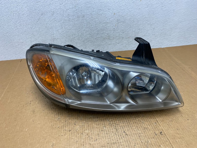 2000 to 2001 Infiniti I30 Right Passenger RH Side Headlight Xenon AE1624 DW