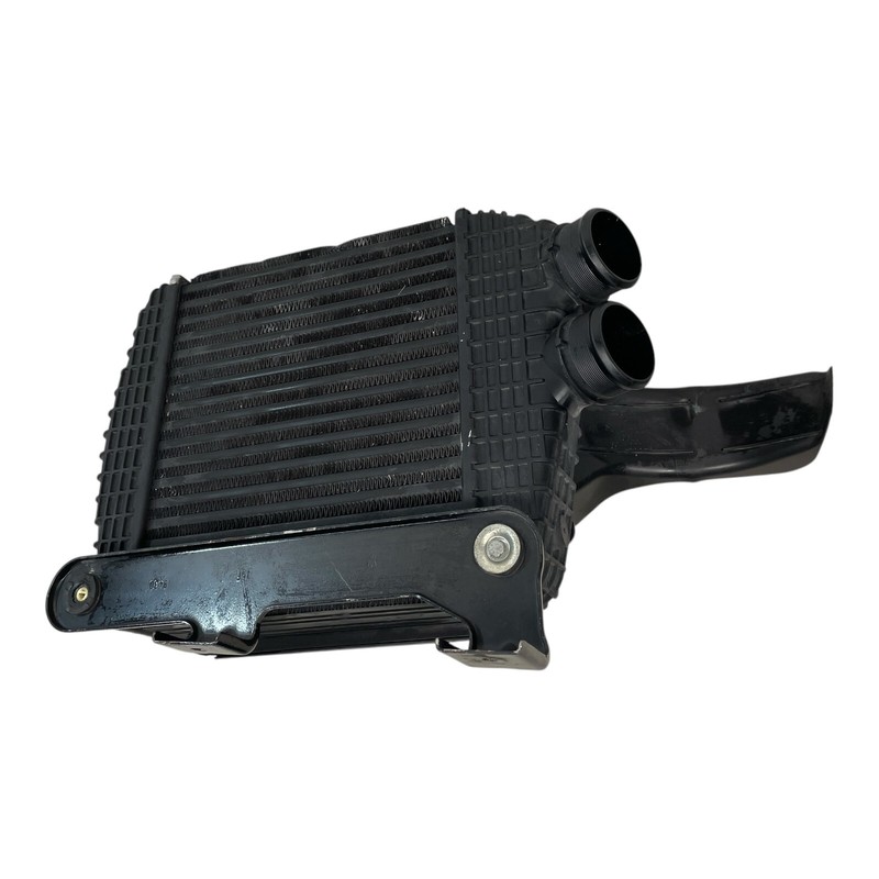 2014-2020 Maserati Ghibli 3.0L right passenger radiator intercooler OEM 16474840