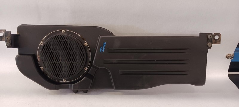 11-'12 DODGE 3500 subwoofer assembly OEM 1 Year Warranty!