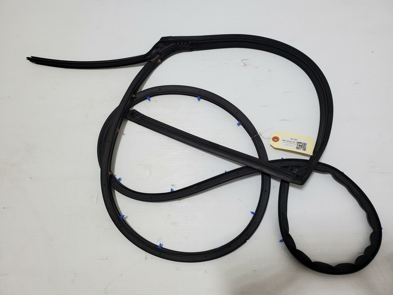Right Passenger Rear Door Weatherstrip Strip Seal 83140-L3000 2021 Kia K5 2022