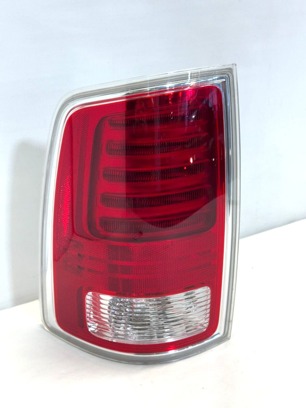 ✅2013-2024 RAM CLASSIC 1500-3500 CHROME LED TAILLIGHT TAILLAMP LH DRIVER OEM