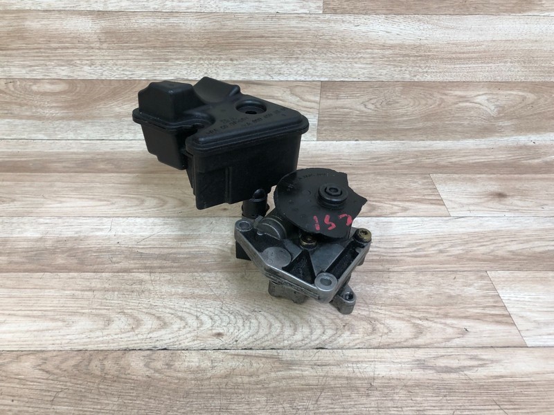 MERCEDES BENZ GL450 ML350 R350 OEM FRONT ENGINE POWER STEERING PUMP