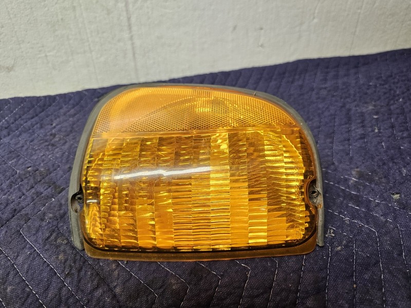 2006 Ford Van E350 OEM Left Hand Drivers Side Turn Signal Light Lamp 1992-2007