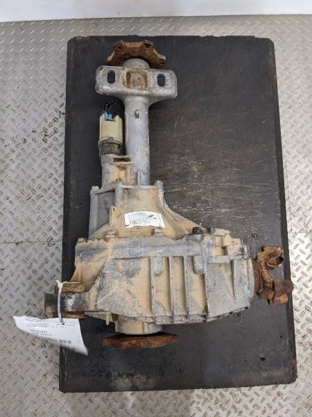 Carrier Front Axle Classic Style Opt GU6 Fits 05-07 SIERRA 1500 PICKUP 1123521