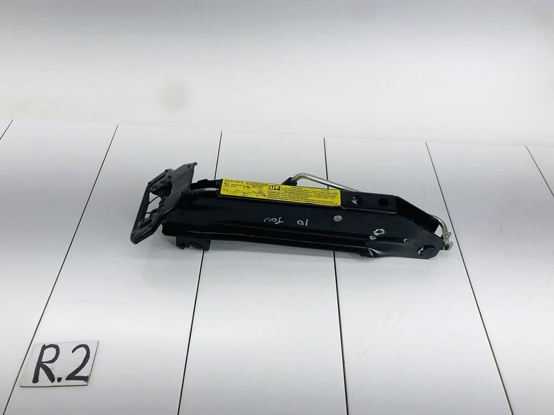 04-10 VOLKSWAGEN TOUAREG EMERGENCY SPARE WHEEL REPAIR JACK LIFT TOOL OEM