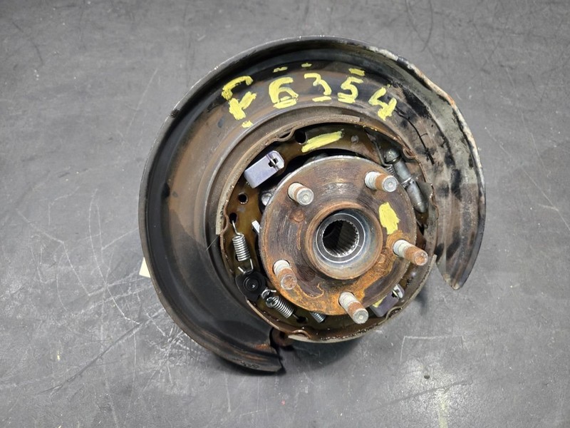 Rear Right Knuckle w/ Hub 2023 Toyota GR86 SU003-10802 2022 2024 2025 X