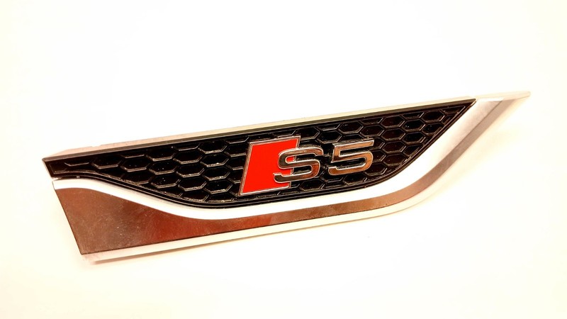 18-25 AUDI B9 A5 S5 RS5 SPORTBACK FENDER MOLDING TRIM FRONT RIGHT OEM 012226