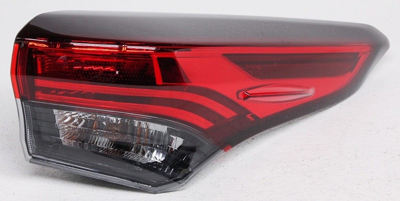 OEM Toyota Highlander Right Passenger Side Tail Lamp 81550-0E230 Lens Flaw
