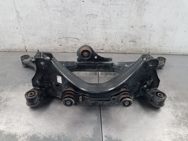 2015 Nissan Juke Nismo RS AWD Rear Subframe Crossmember #0317 J2