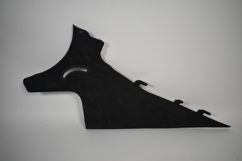 2014-19 CTS RH PASSENGER C PILLAR UPPER COVER TRIM PANEL *A075144 GM* **USED**