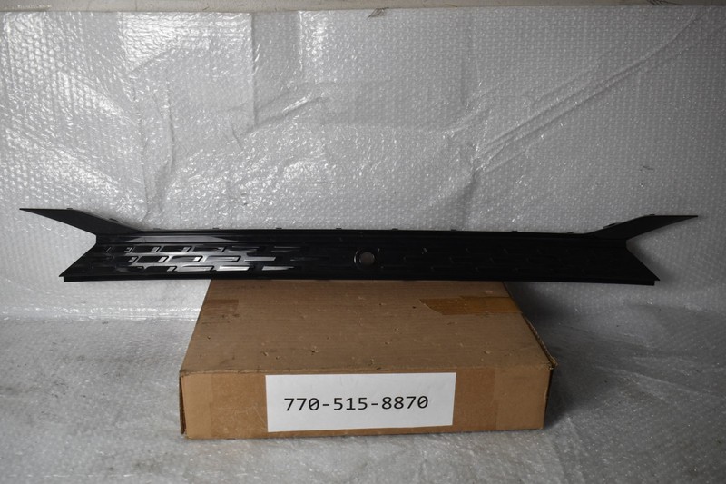 KIA EV6 GT-LINE CENTER GRILLE 2022-2024 OEM 86351-CV210