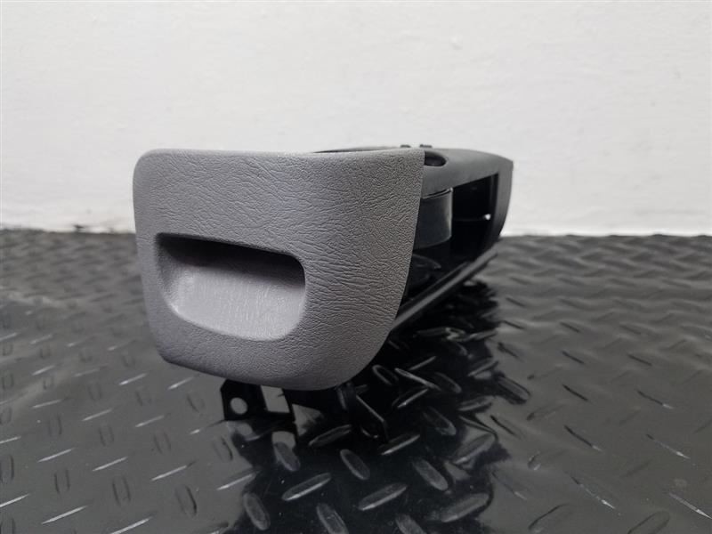 95-00 Chevrolet Tahoe Dash Sliding Cupholder Gray OEM 15725716