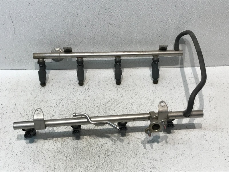 09-11 HYUNDAI GENESIS Engine Fuel Injection Rail With Injectors Sedan 4.6L