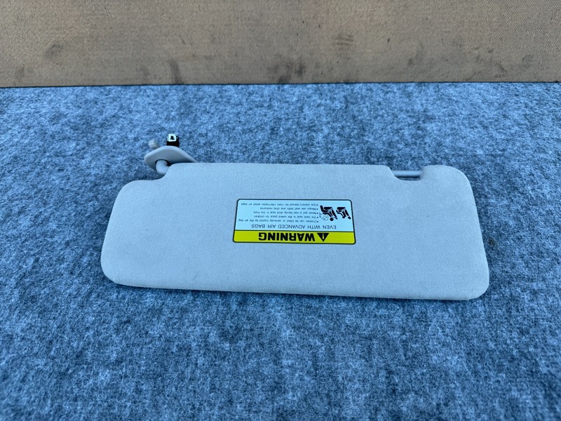 GENESIS G70 2019-2024 OEM RIGHT PASSENGER SUN VISOR ASSEMBLY (GRAY)