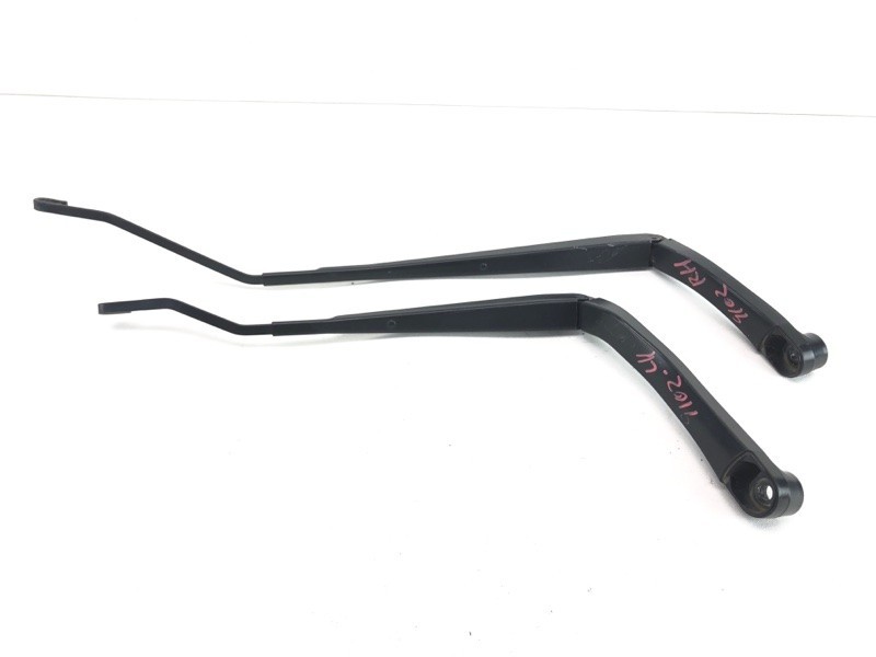 Buick Regal 14-17 Front Windshield Wiper Arms Left & Right Set of 2 OEM 13227398