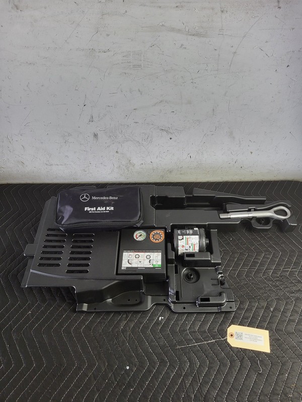 Used Oem Mercedes 1778902100 First Aid Tire Kit Compressor for 2019-2023 CLA250