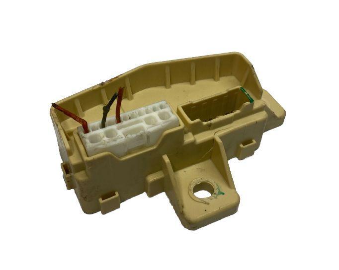 Kia Forte junction box 19 23 fuse relay interior comparment cabin OEM 91940M6070
