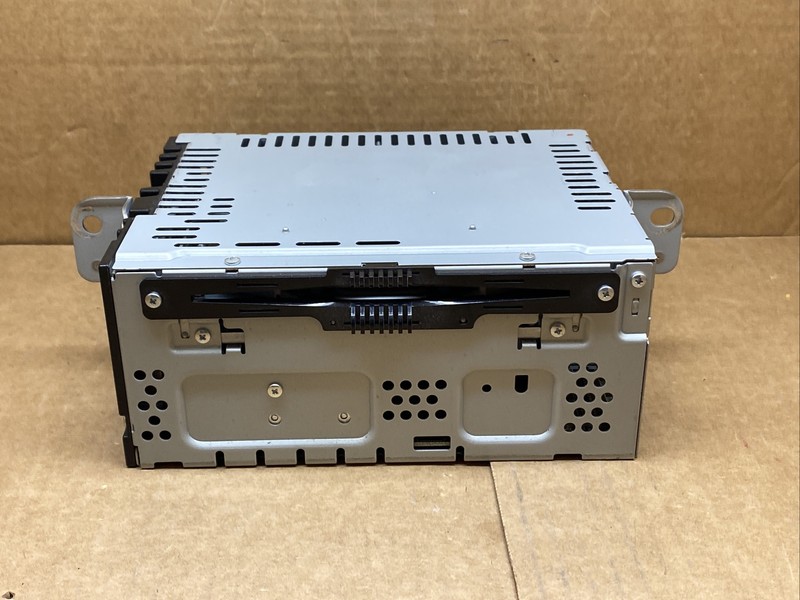 2015-2016 Ford Escape CD Single Disc Radio Receiver CQ-FJ12E2UMC CJ5T-19C107-DJ