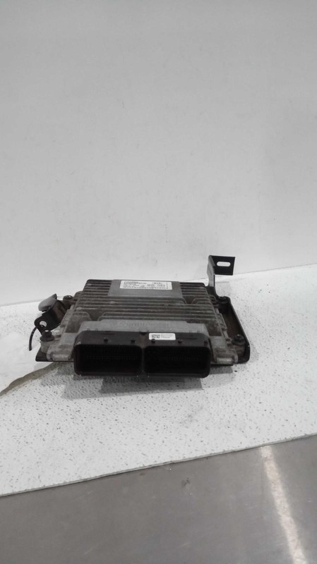 2015 KIA OPTIMA Engine Control Module ECM 2.4L Black OEM 391082GBH6 Used