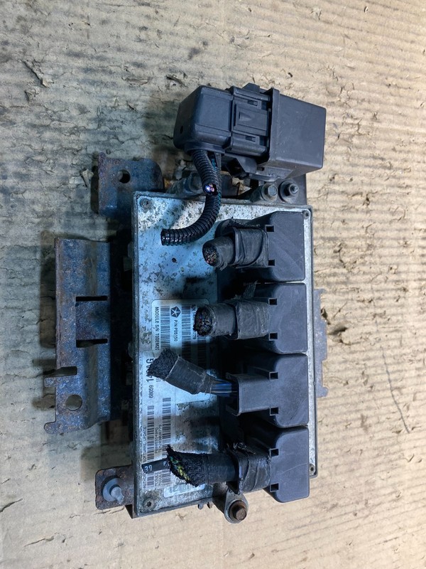2011 Jeep Grand Cherokee 5.7L ECM ECU Engine Control Computer Modul y1521 DG