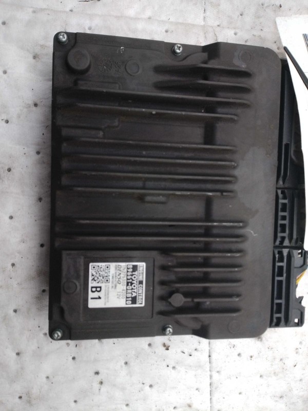 2021 Toyota RAV4 Engine Control Module ECM OEM 896610R420 55K Miles Black