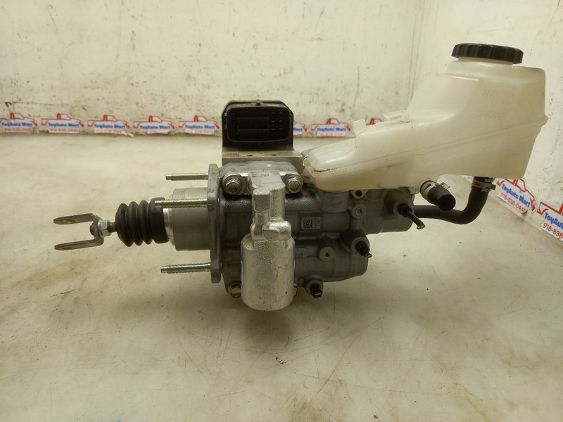 Power Brake Booster Prius VIN Fu 7th And 8th Digit Fits 21-22 PRIUS 523466