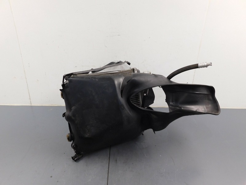 2001 99 00 Porsche 911 996 Carrera Left Radiator Condenser Fan Assembly #4841 K6
