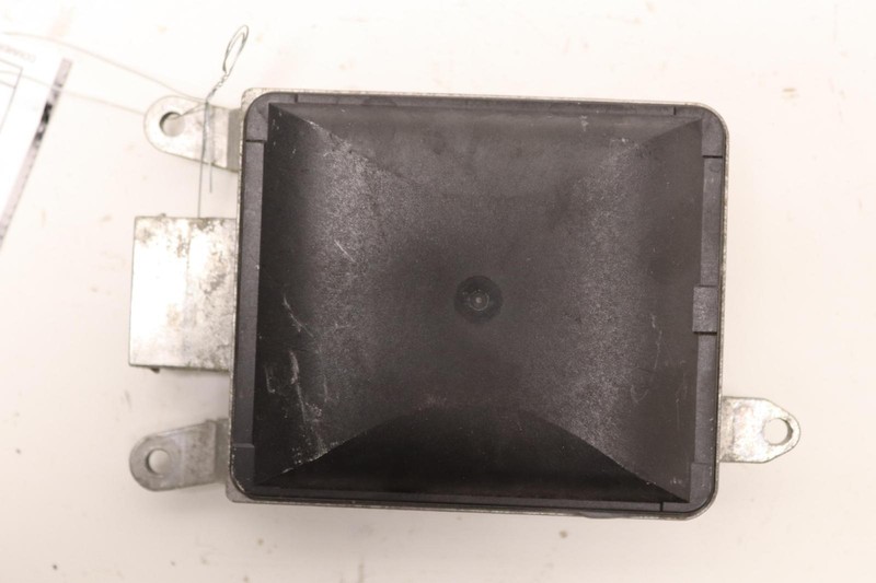 2007-2012 AUDI Q7 REAR RIGHT SIDE BLIND SPOT LANE CHANGE SENSOR MODULE OEM