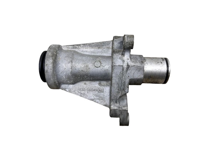 2018-2024 Rover Velar Front Driveshaft Center Mount Support