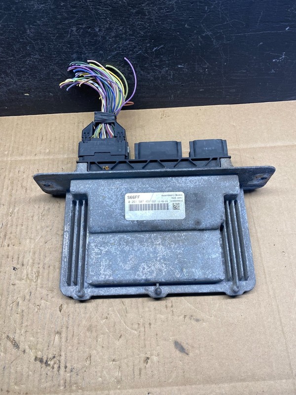 2011 to 2012 Ford E150 E250 4.6L Engine Control Module ECU ECM PCM AD4849 DG