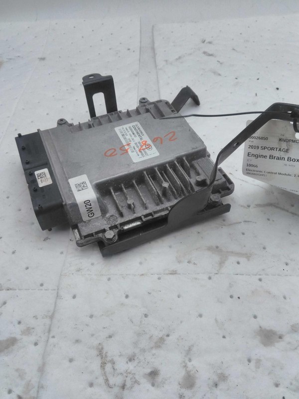 Used Engine Control Module (ECM) fits: 2019 Kia Sportage Electronic Control Modu